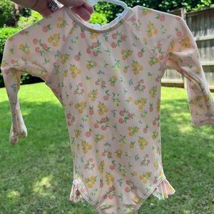 Minnow Swim 1 Rashguard girls suit EUC